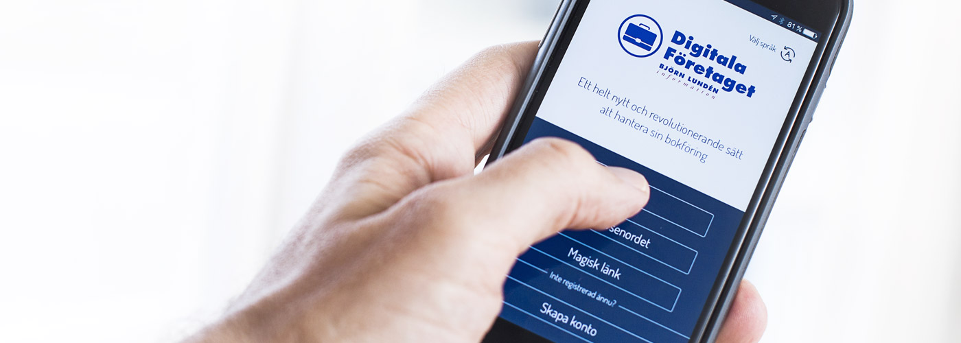 Vi på Ekonomipartner använder oss av appen Digitala Företaget från Björn Lundén Information. Med hjälp av denna tjänst kan du som kund på ett modernt sätt hantera alla flöden i mobilen eller via webben – fakturering, utläggshantering, tidsrapportering, körjournal m m.